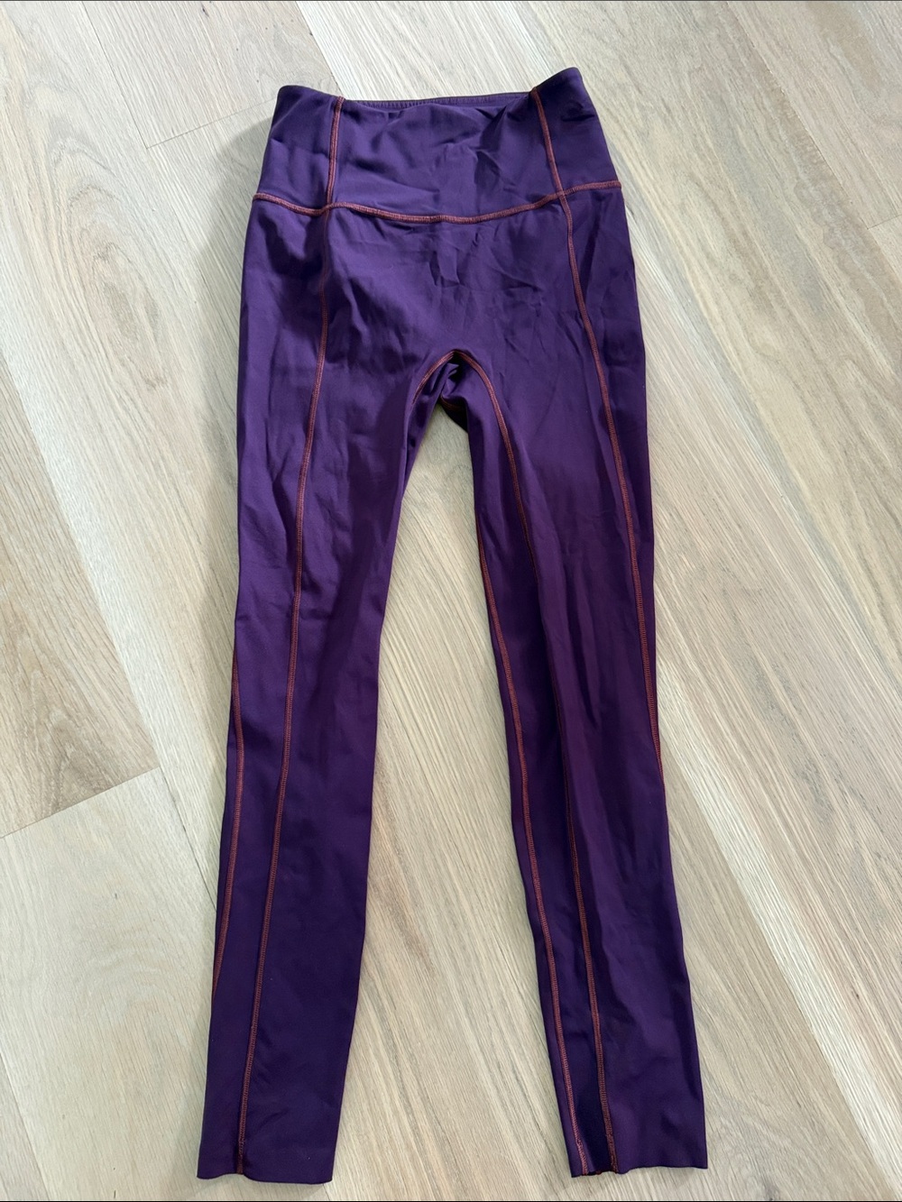 Lululemon Purple High Rise Leggings Size 4 Contrast Stitching Activewear Tights